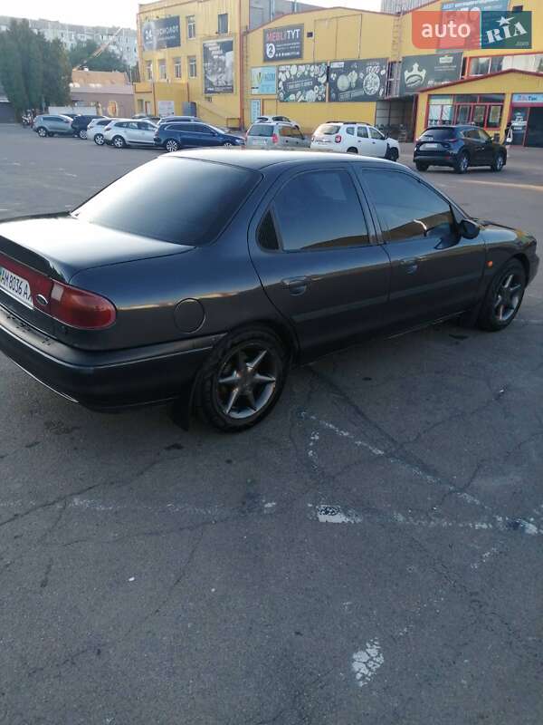 Седан Ford Mondeo 1993 в Житомире