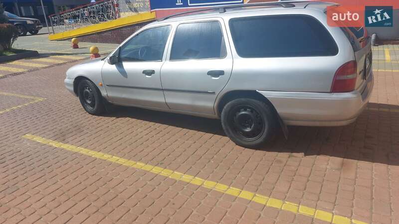 Універсал Ford Mondeo 1996 в Львові