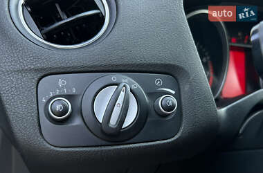Седан Ford Mondeo 2012 в 