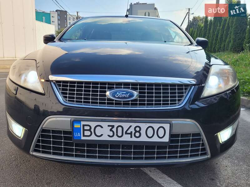 Седан Ford Mondeo 2010 в Львове