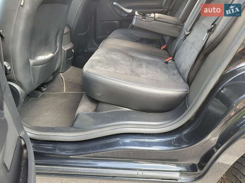 Седан Ford Mondeo 2010 в Львове