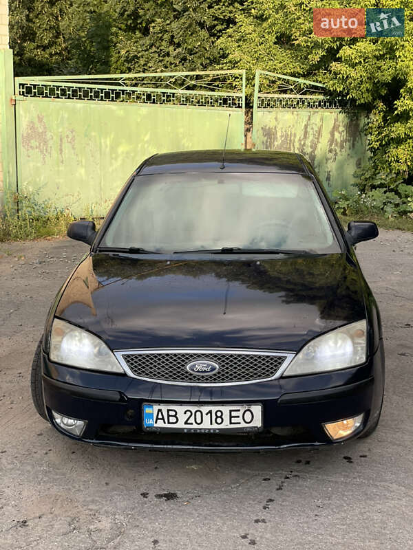 Седан Ford Mondeo 2005 в 