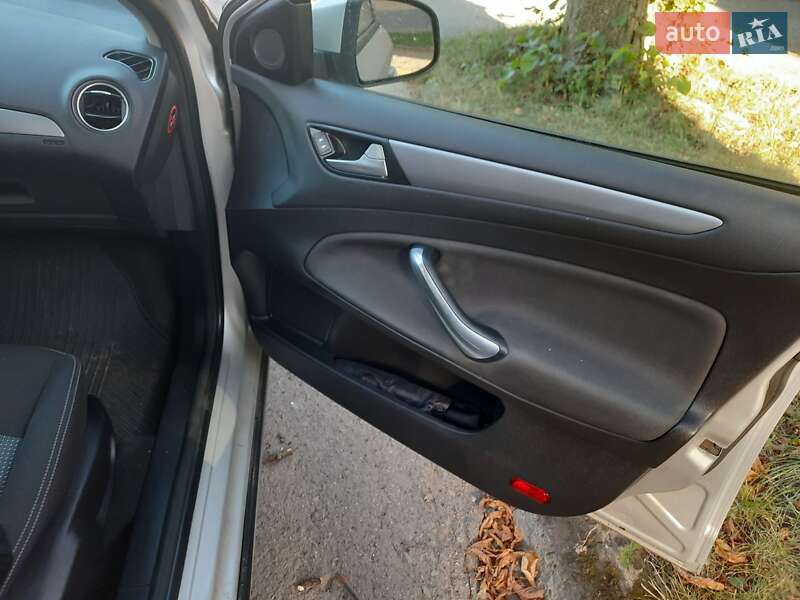 Универсал Ford Mondeo 2011 в Тернополе