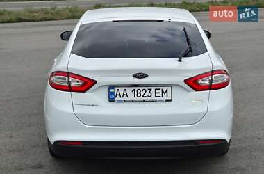 Седан Ford Mondeo 2016 в 