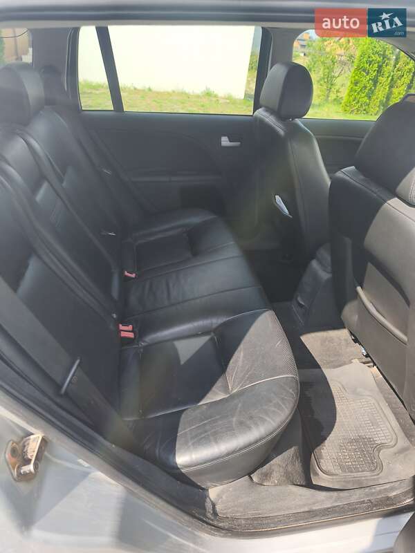 Универсал Ford Mondeo 2001 в Берёзовке