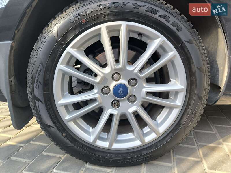 Седан Ford Mondeo 2011 в Одесі