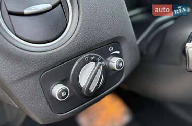 Седан Ford Mondeo 2011 в 