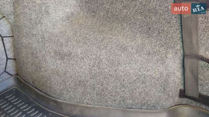 Седан Ford Mondeo 2002 в Чугуеве