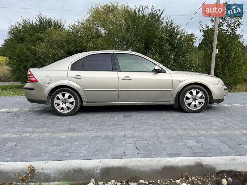 Ліфтбек Ford Mondeo 2004 в Тернополі