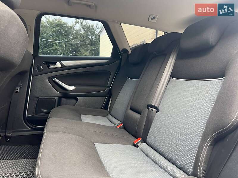 Универсал Ford Mondeo 2012 в Ивано-Франковске