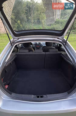 Лифтбек Ford Mondeo 2011 в 