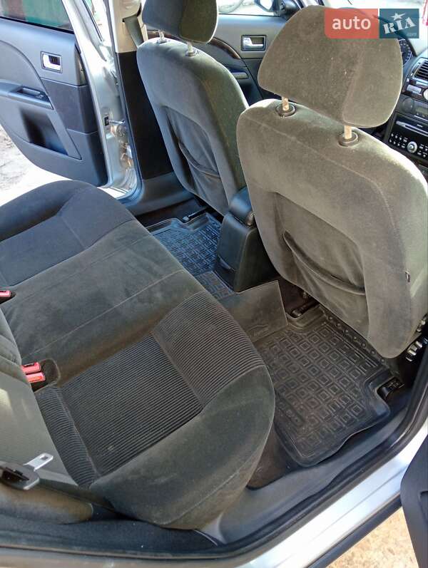 Универсал Ford Mondeo 2004 в Ровно фото 12 Универсал Ford Mondeo 2004 в Ровно