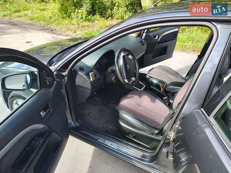 Ліфтбек Ford Mondeo 2006 в Шепетівці фото 13 Ліфтбек Ford Mondeo 2006 в Шепетівці