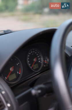 Лифтбек Ford Mondeo 2005 в 