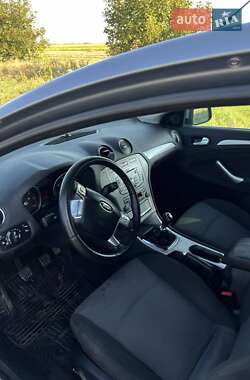 Лифтбек Ford Mondeo 2008 в 