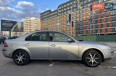Седан Ford Mondeo 2005 в 