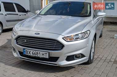 Седан Ford Mondeo 2015 в Хмельницком