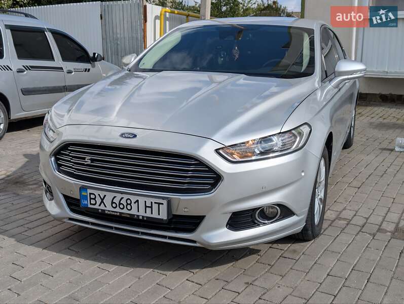 Седан Ford Mondeo 2015 в Хмельницком
