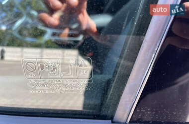 Седан Ford Mondeo 2012 в 