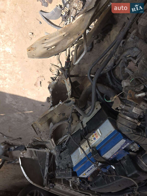 Седан Ford Mondeo 2005 в Конотопе