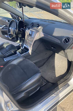 Универсал Ford Mondeo 2013 в 