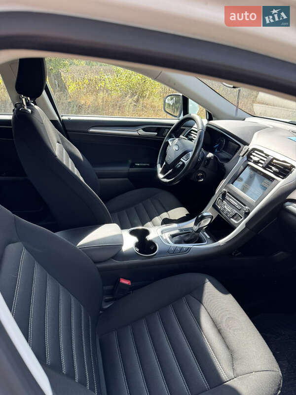 Лифтбек Ford Mondeo 2017 в Новомосковске