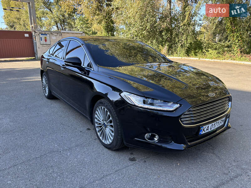 Седан Ford Mondeo 2016 в Киеве