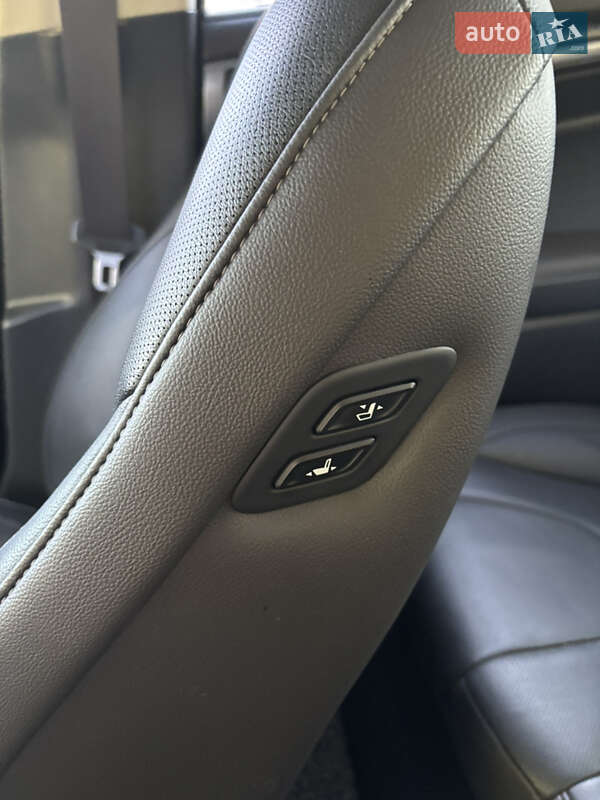 Седан Ford Mondeo 2016 в Киеве