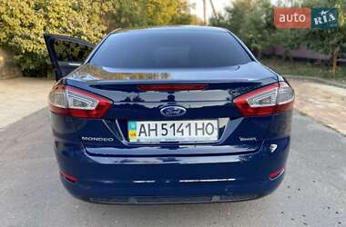 Седан Ford Mondeo 2011 в 