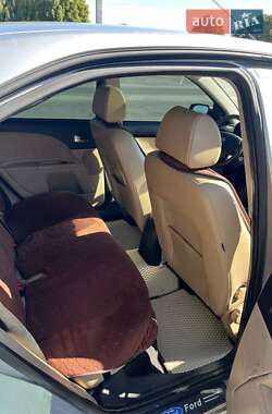 Ліфтбек Ford Mondeo 2006 в  фото 7 Ліфтбек Ford Mondeo 2006 в