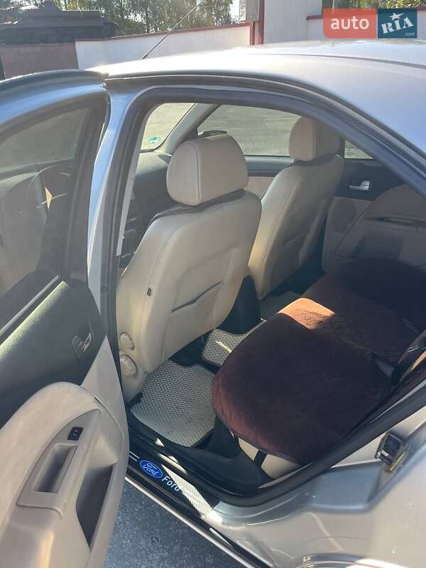 Ліфтбек Ford Mondeo 2006 в Крюківщині