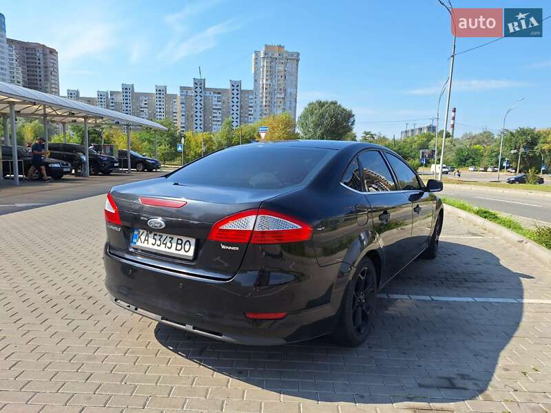 Седан Ford Mondeo 2010 в Києві