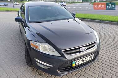 Лифтбек Ford Mondeo 2013 в 