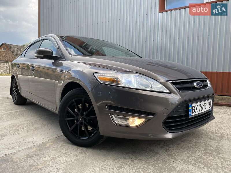Седан Ford Mondeo 2011 в Хмельницком
