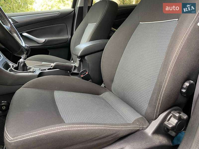 Седан Ford Mondeo 2011 в Хмельницком