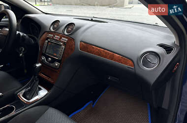 Лифтбек Ford Mondeo 2008 в 