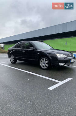 Седан Ford Mondeo 2005 в 
