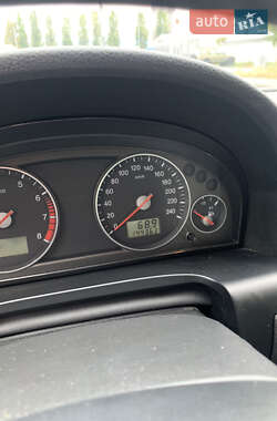 Седан Ford Mondeo 2005 в 