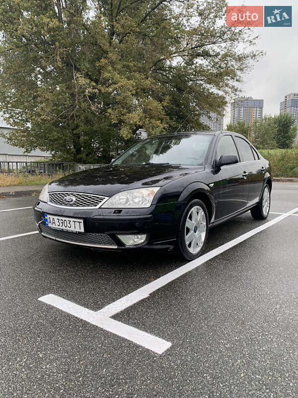 Седан Ford Mondeo 2005 в 