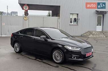 Седан Ford Mondeo 2015 в 