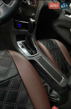 Седан Ford Mondeo 2011 в 