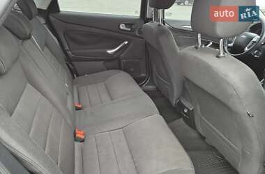 Седан Ford Mondeo 2010 в 