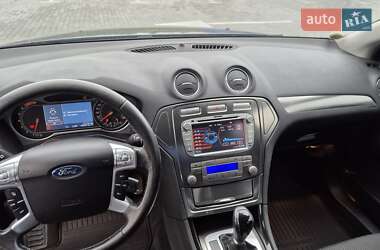 Седан Ford Mondeo 2010 в 