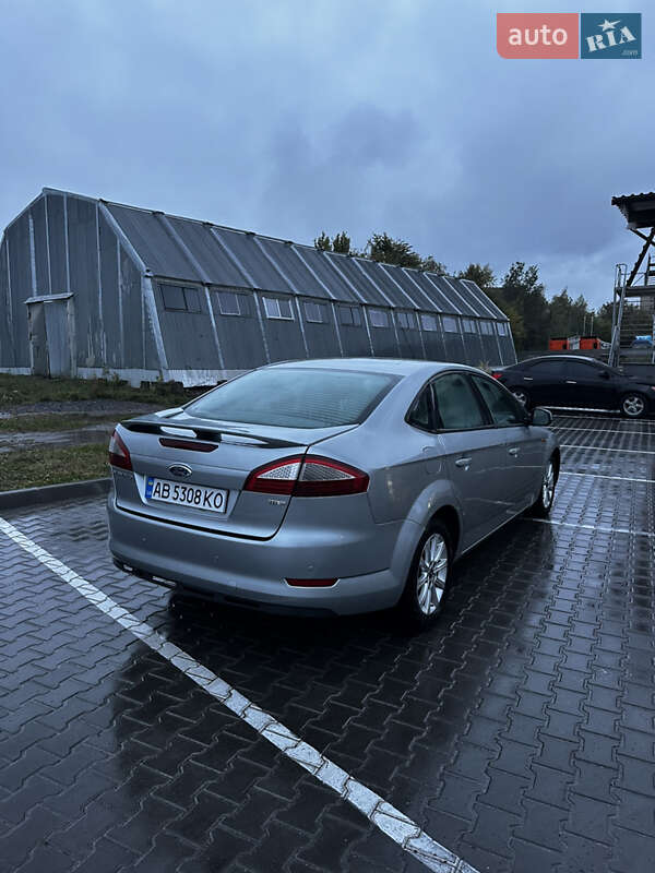 Седан Ford Mondeo 2007 в Виннице
