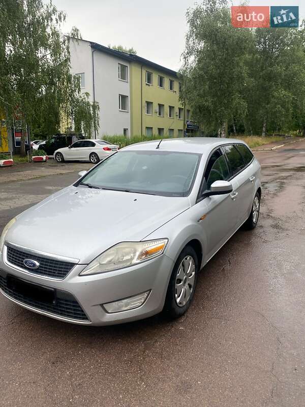 Универсал Ford Mondeo 2010 в Луцке