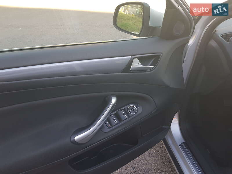 Универсал Ford Mondeo 2013 в Ровно