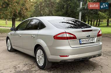 Лифтбек Ford Mondeo 2007 в 