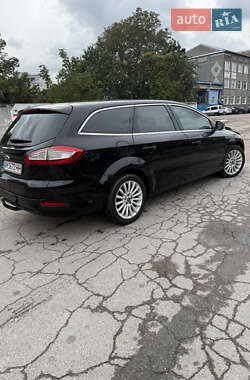 Универсал Ford Mondeo 2011 в 