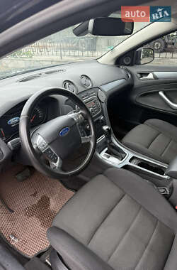 Универсал Ford Mondeo 2011 в 