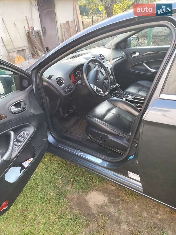 Универсал Ford Mondeo 2007 в Новояворовске
